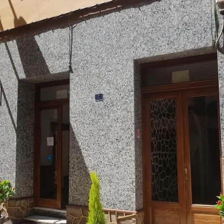 Cozy Double With Private Bathroom