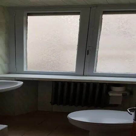 Cozy Double With Private Bathroom Luarca