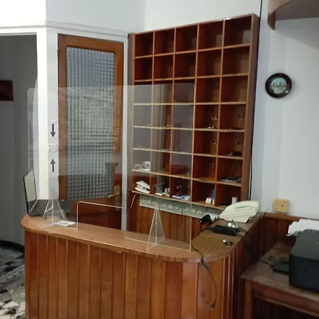 Cozy Double With Private Bathroom Luarca