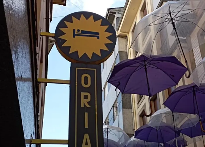 Cozy Double With Private Bathroom Luarca